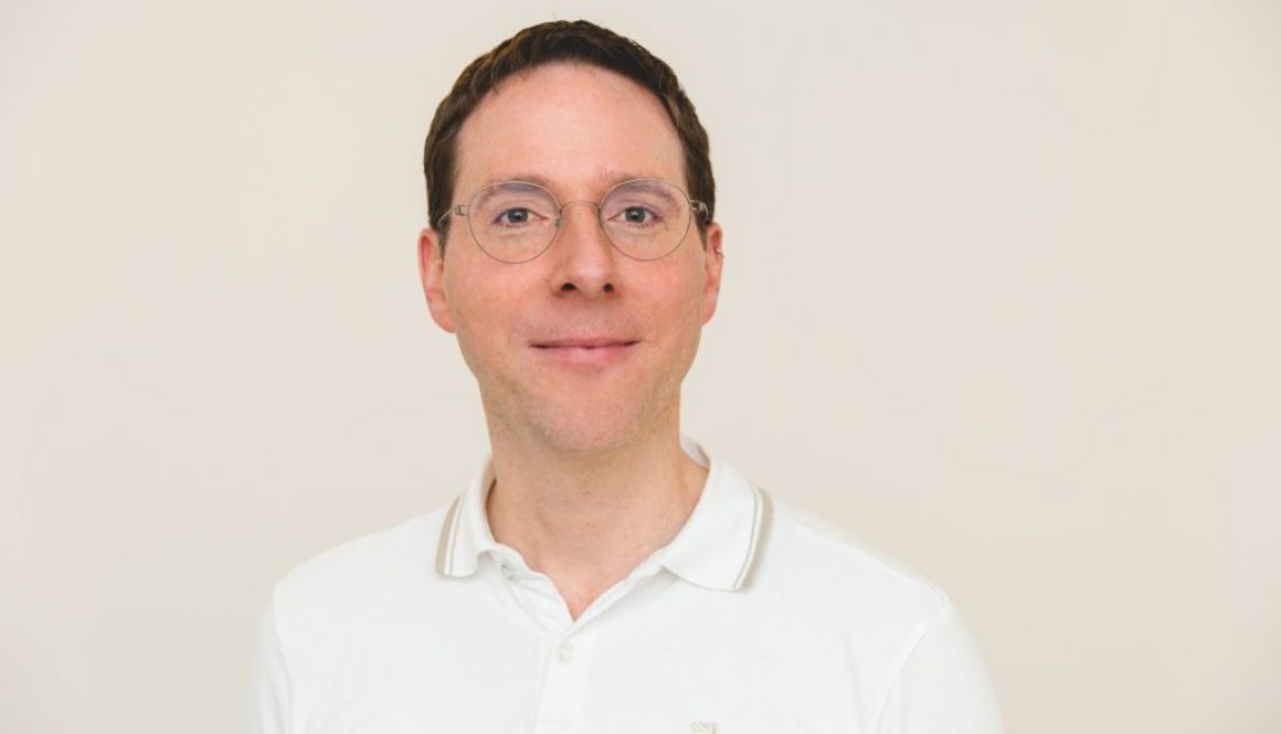 Dr. Cornelius Rennow